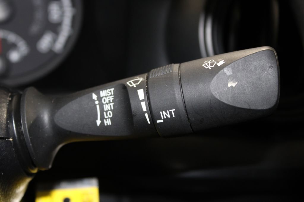 Used 2023 Toyota Tacoma SR image 37