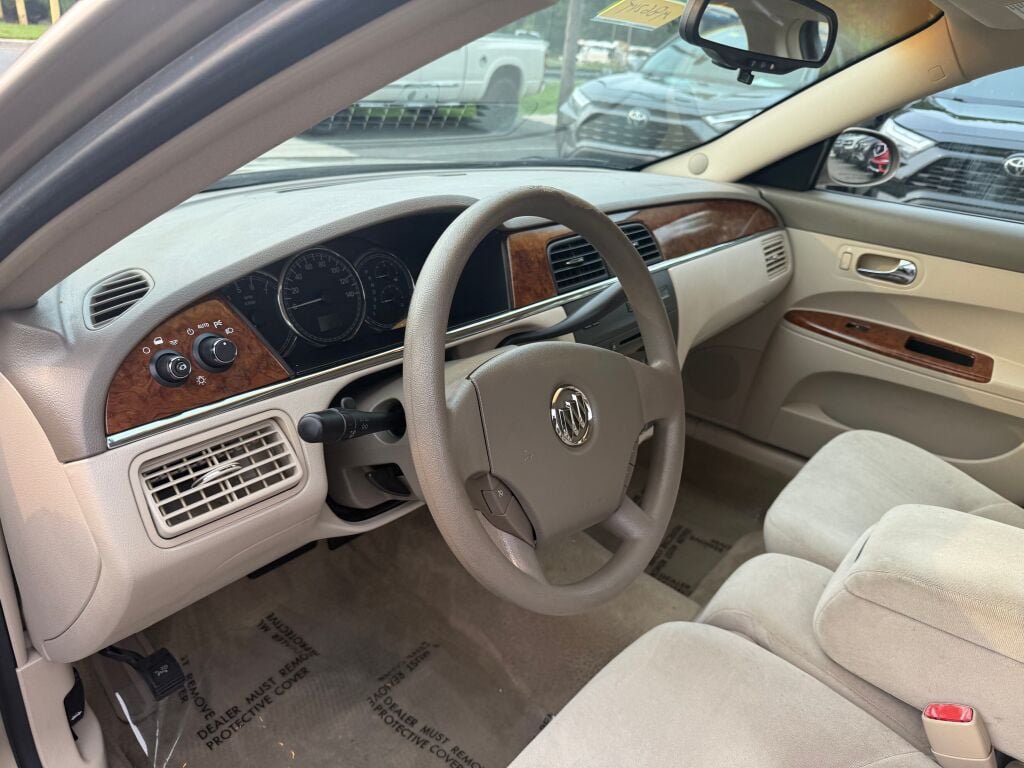 Used 2005 Buick LaCrosse CX FWD image 11
