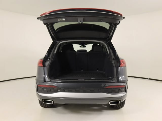 Used 2025 Audi Q5 Premium Plus AWD/4WD image 24