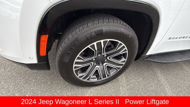 Used 2024 Jeep Wagoneer L Series II w/ Flexible Seating Group image 9
