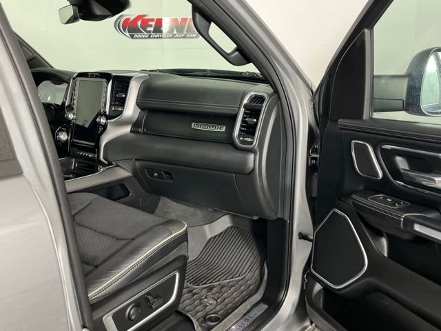 Used 2022 RAM 1500 Laramie AWD/4WD image 33