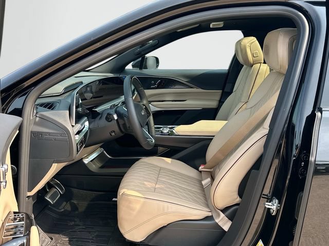 New 2026 Cadillac Lyriq Signature Sport w/ Nappa Leather Package AWD/4WD image 10