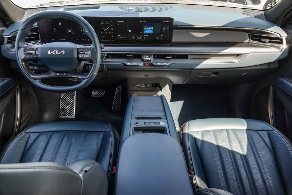 Certified 2024 Kia EV9 GT-Line AWD/4WD image 11