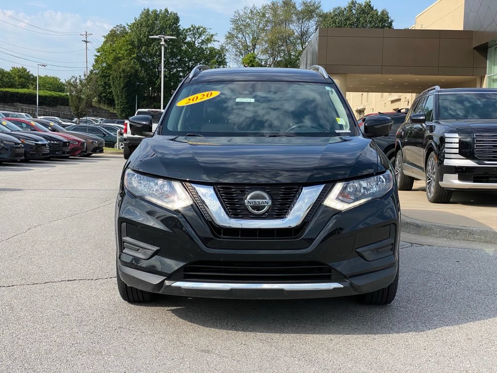 Used 2020 Nissan Rogue SV w/ Premium Package FWD image 2