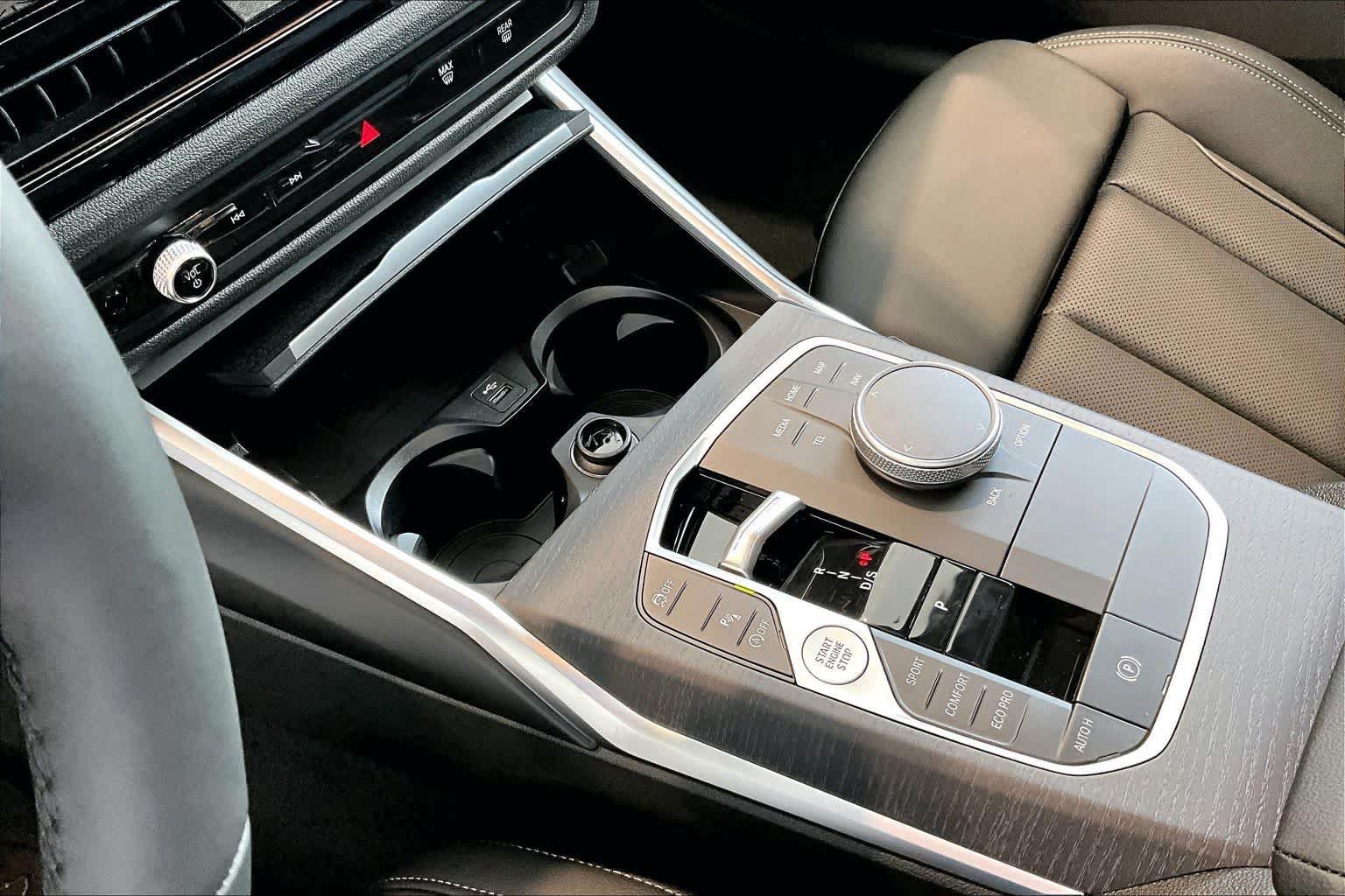 New 2026 BMW 330i Sedan w/ M Sport Package RWD image 8