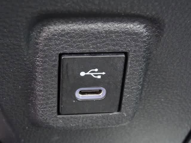 Used 2023 Toyota Corolla LE image 32