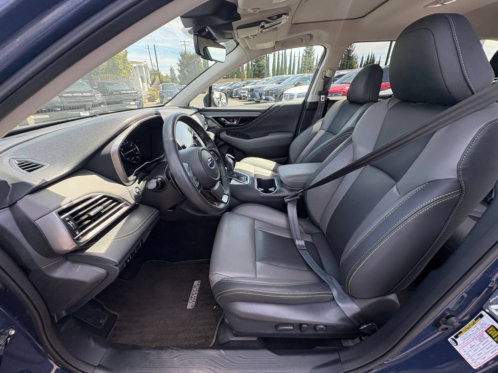 Used 2025 Subaru Outback Onyx Edition AWD/4WD image 27