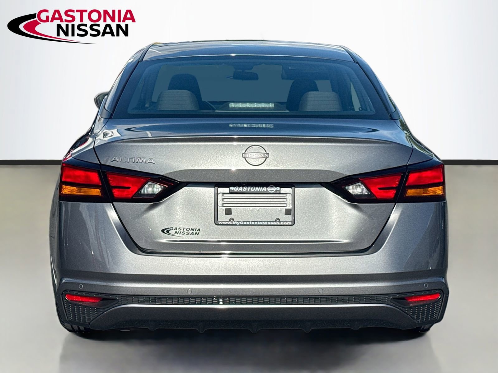 Used 2023 Nissan Altima 2.5 S FWD image 7