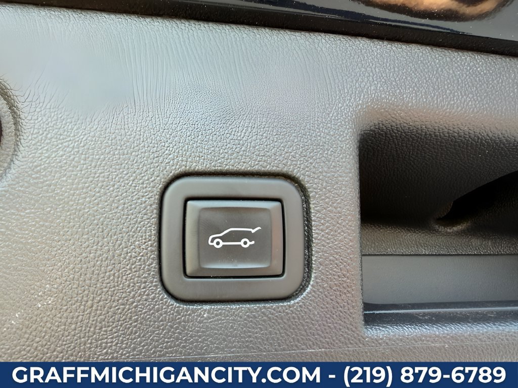 Used 2024 Chevrolet Equinox LT AWD/4WD image 26