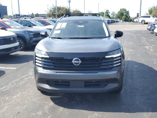 New 2027 Nissan Kicks SV AWD/4WD image 2