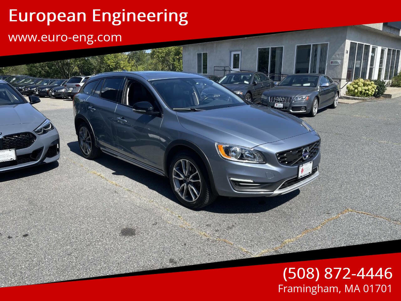 Used 2018 Volvo V60 T5 Cross Country image 1