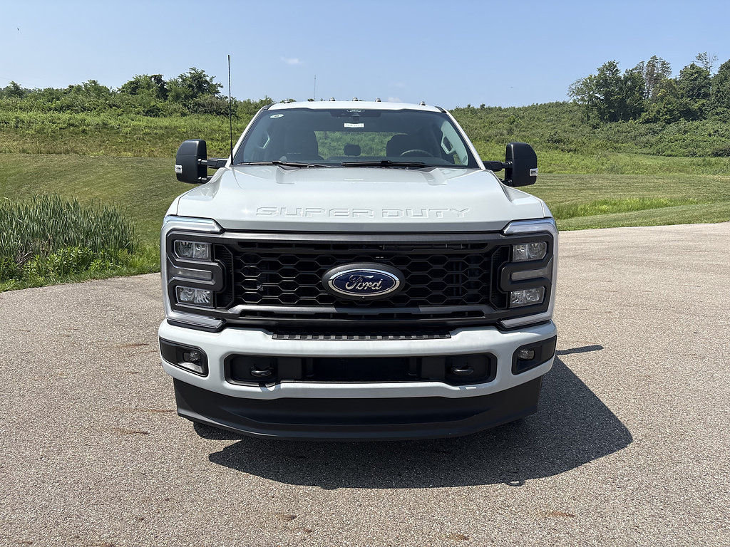New 2026 Ford F250 XL w/ STX Appearance Package AWD/4WD image 8