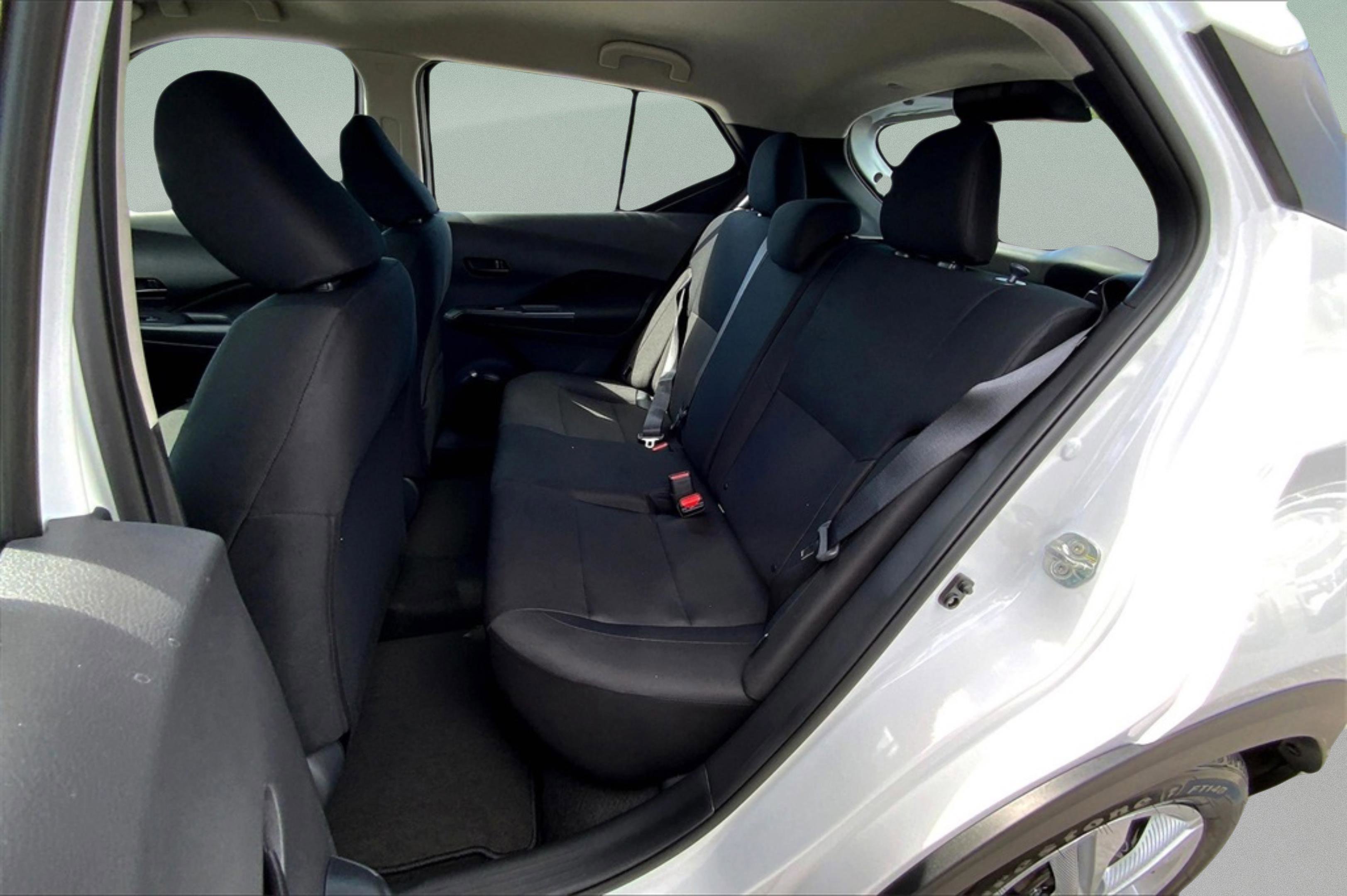 New 2025 Nissan Kicks Play S image 11