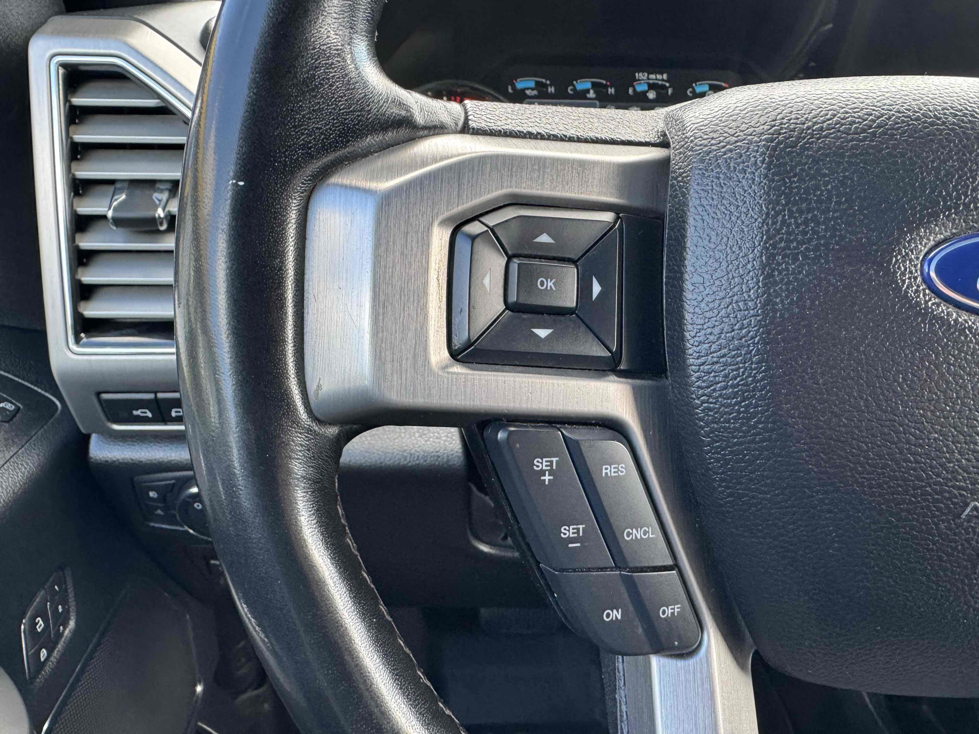 Used 2019 Ford F150 Platinum AWD/4WD image 22