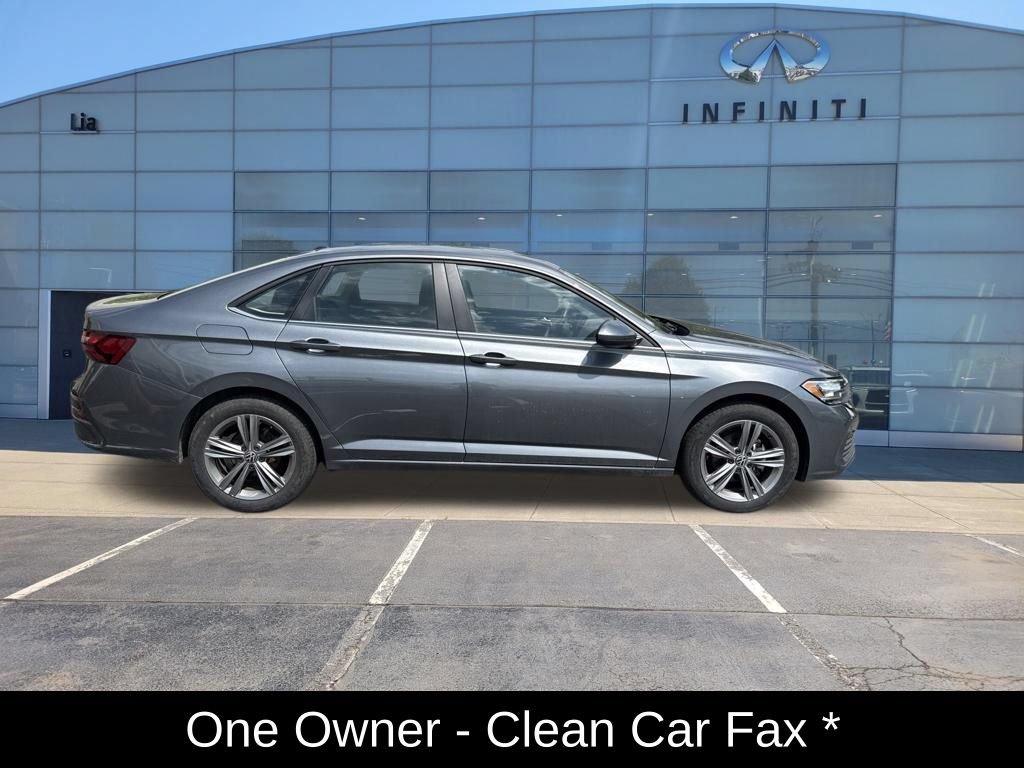 Used 2024 Volkswagen Jetta SE FWD video 2