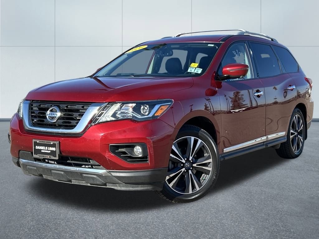 Used 2020 Nissan Pathfinder Platinum image 1
