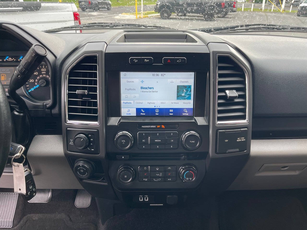 Used 2017 Ford F150 XLT w/ Equipment Group 302A Luxury AWD/4WD image 37