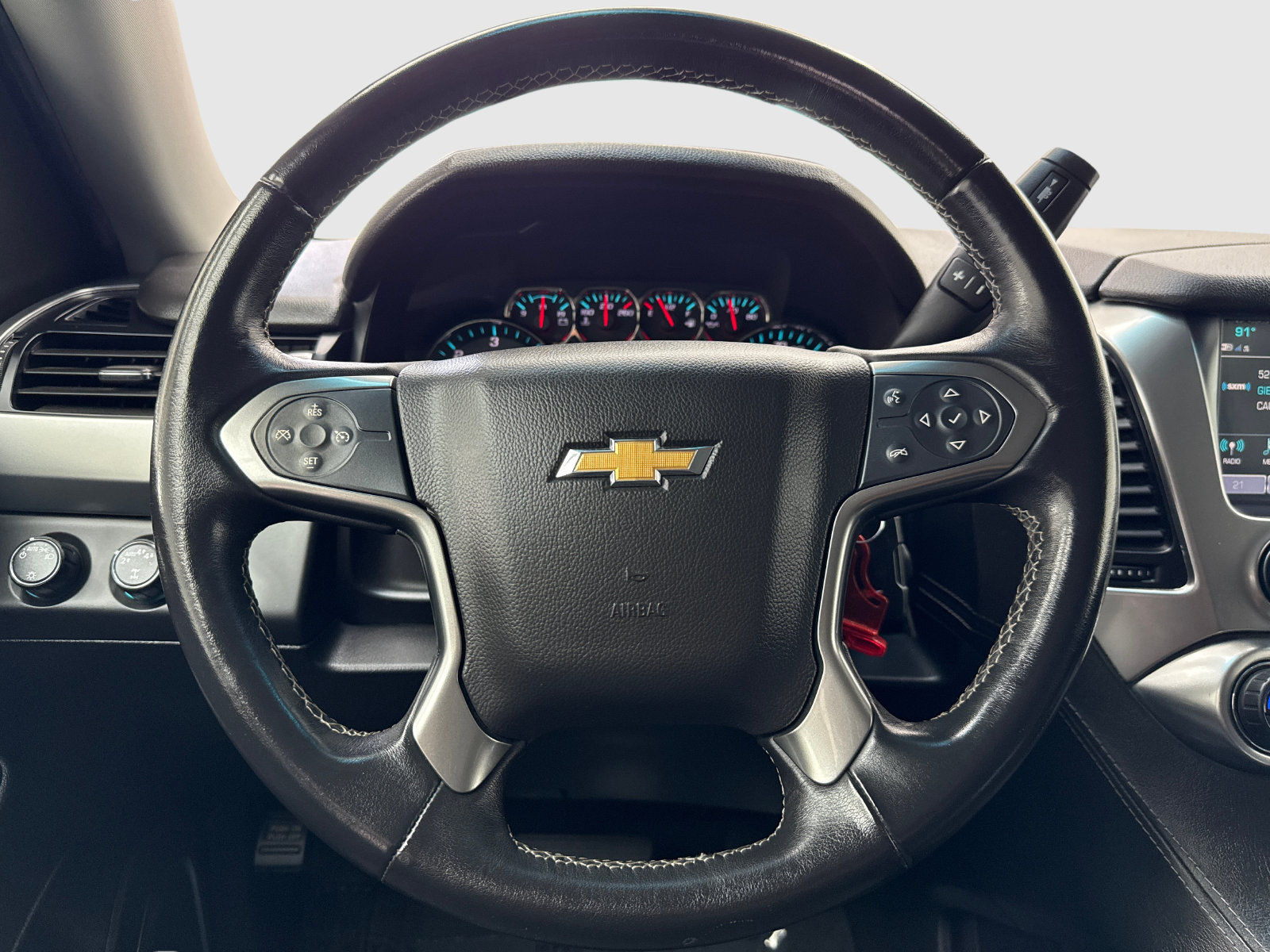 Used 2020 Chevrolet Tahoe LS w/ Skid Plate Package AWD/4WD image 19