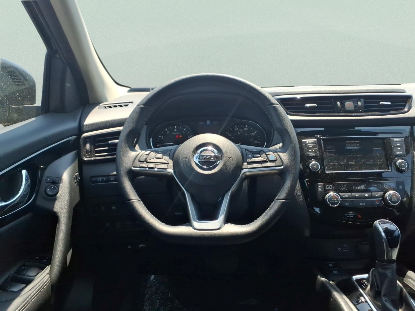Certified 2022 Nissan Rogue Sport SL w/ Premium Package AWD/4WD image 15
