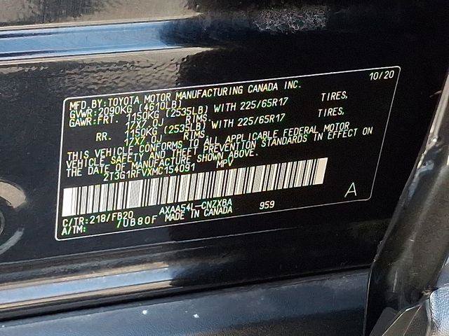 Certified 2021 Toyota RAV4 LE AWD/4WD image 17