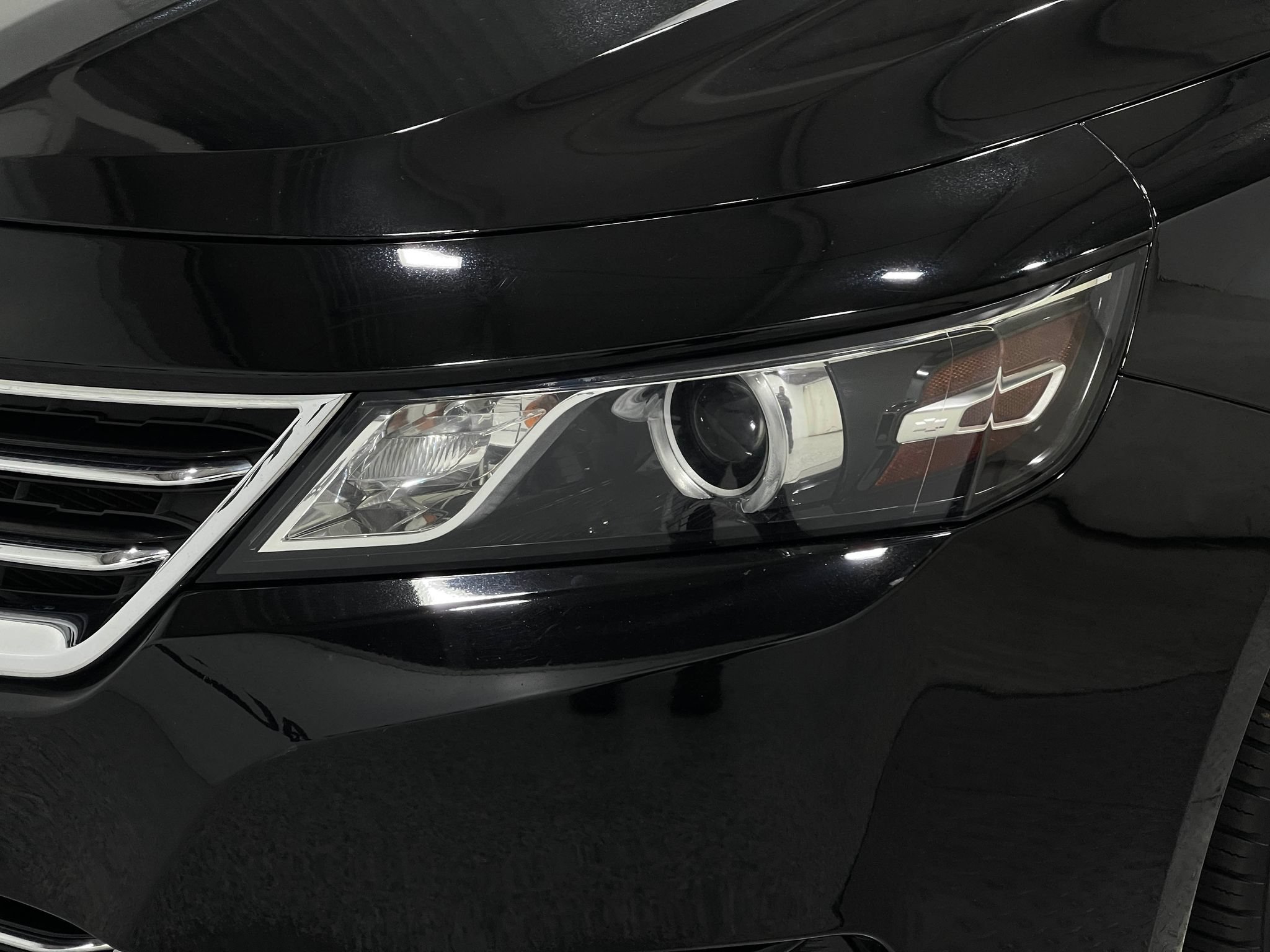 Used 2017 Chevrolet Impala Premier FWD image 31