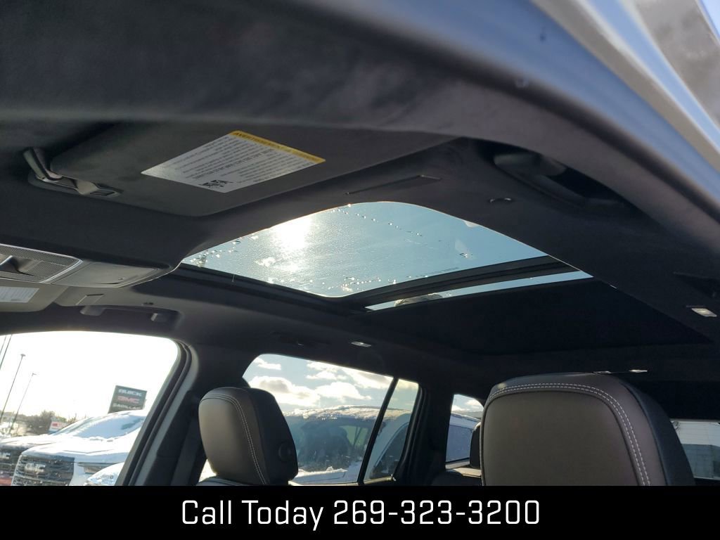 New 2026 GMC Acadia Denali Ultimate w/ LPO, Floor Liner Package image 16