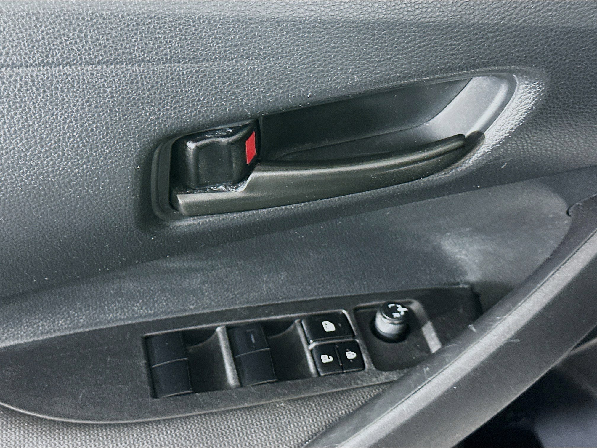 Used 2024 Toyota Corolla LE image 15