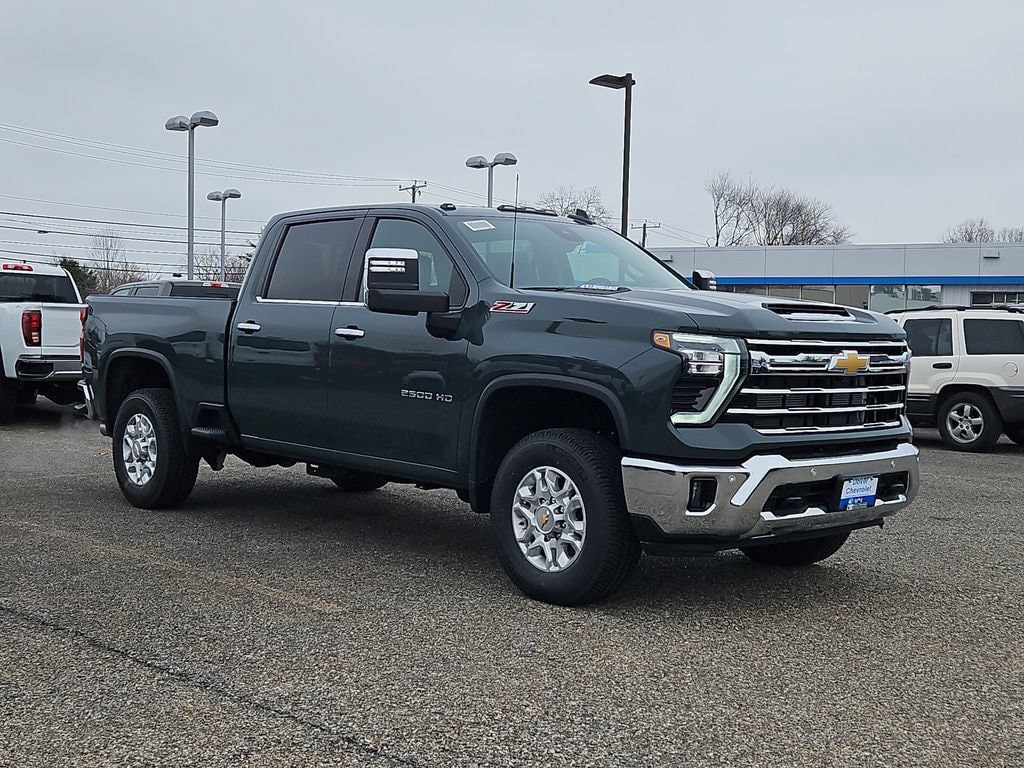 New 2026 Chevrolet Silverado 2500 LTZ w/ LTZ Premium Package AWD/4WD image 2
