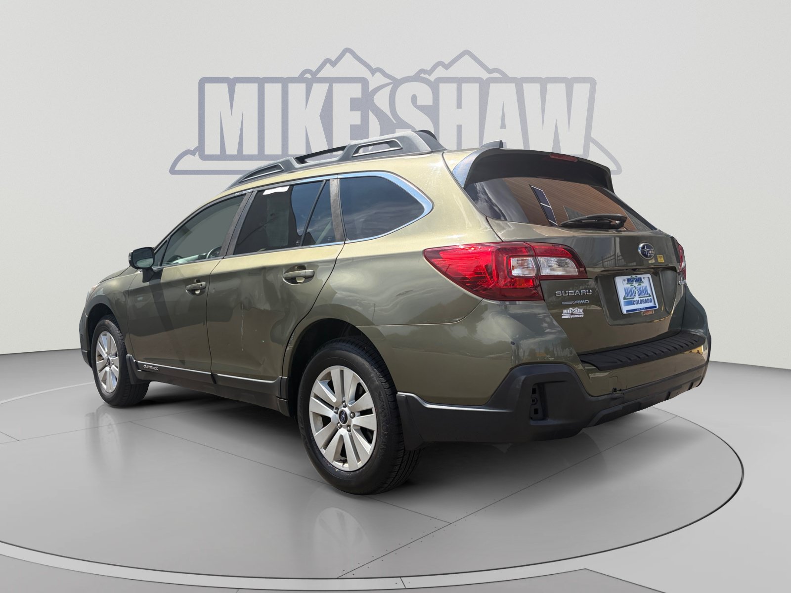 Used 2019 Subaru Outback 2.5i Premium AWD/4WD image 3