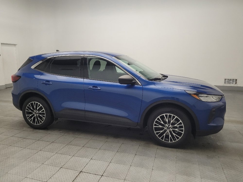 Used 2023 Ford Escape Active w/ Tech Pack #1 AWD/4WD image 11