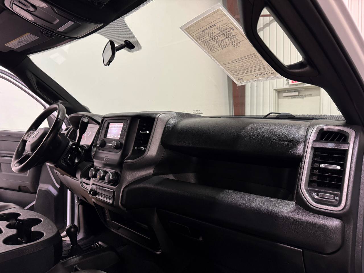 Used 2024 RAM 3500 Tradesman w/ Chrome Appearance Group AWD/4WD image 11