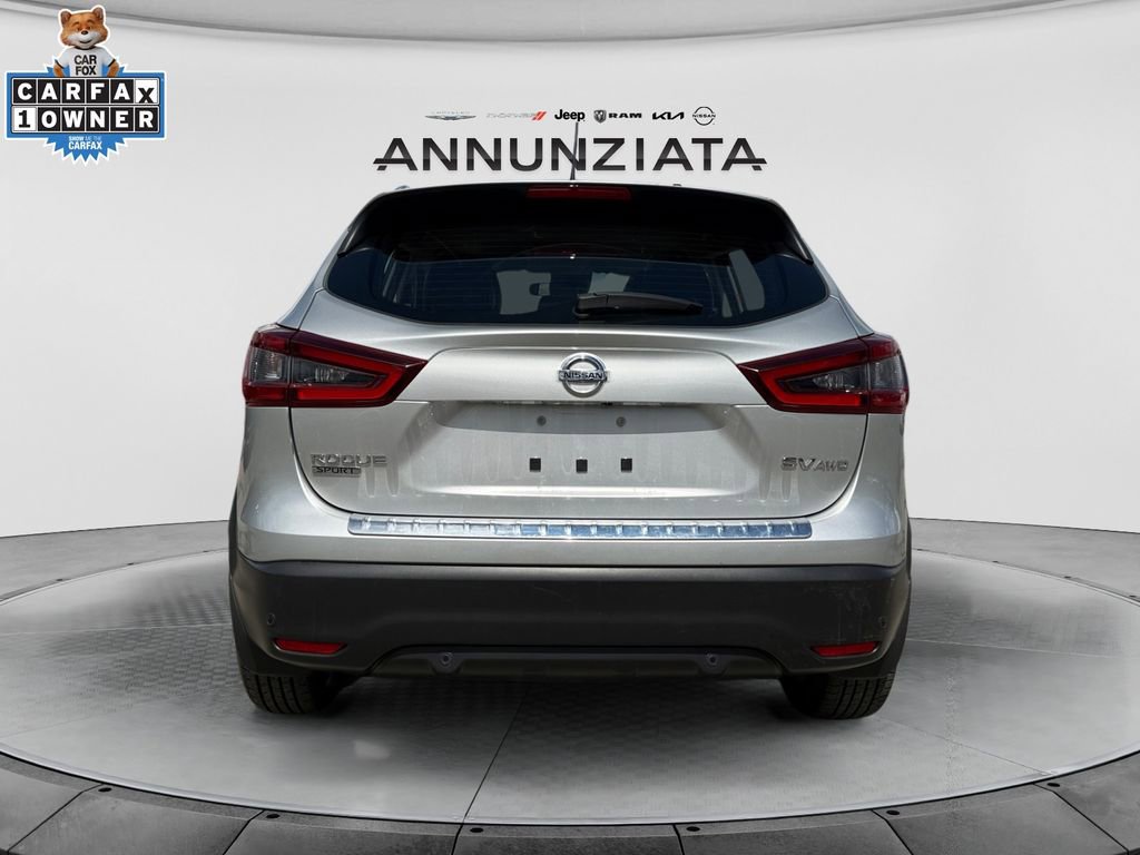 Used 2022 Nissan Rogue Sport SV w/ Technology Package image 4