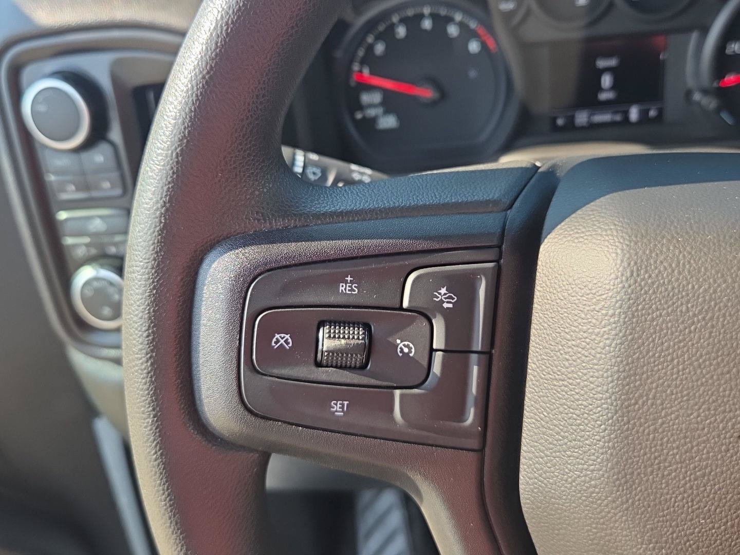 Used 2023 Chevrolet Silverado 1500 Custom Trail Boss AWD/4WD image 26