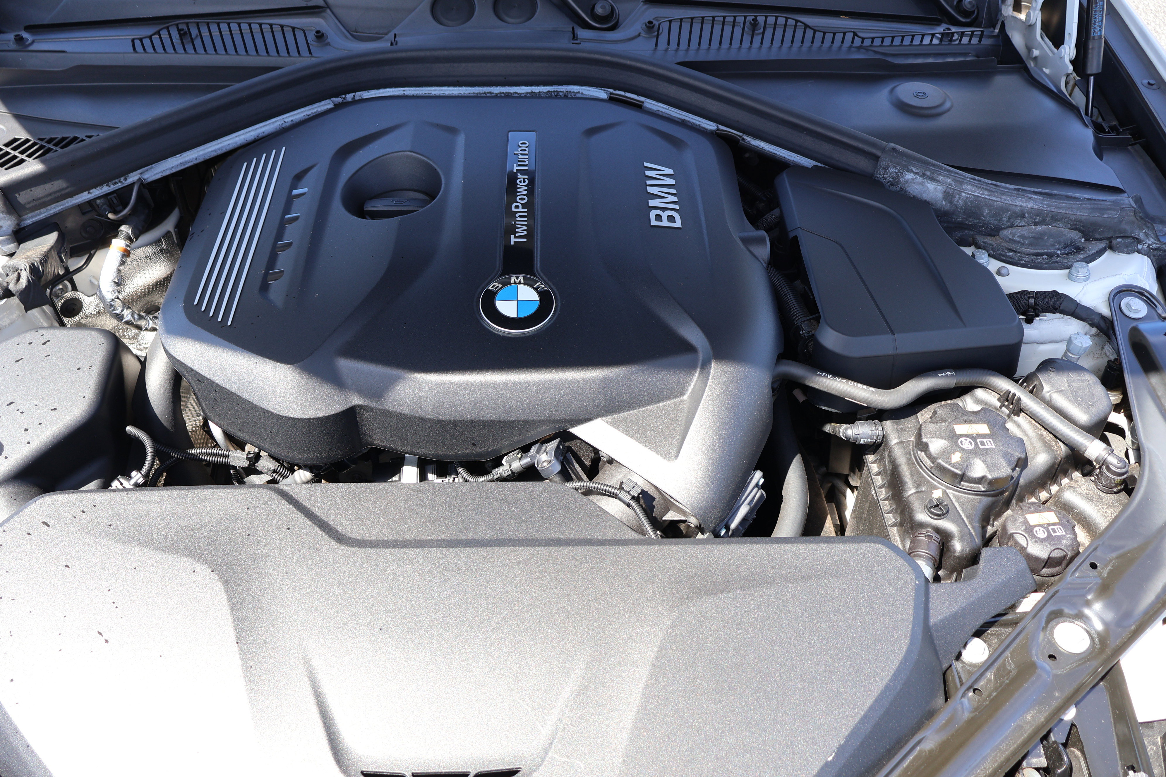 Used 2019 BMW 230i Convertible w/ M Sport Package RWD image 36