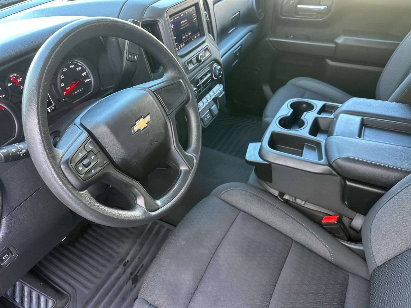 Used 2023 Chevrolet Silverado 1500 Custom w/ LPO, Dark Essentials Package RWD image 9