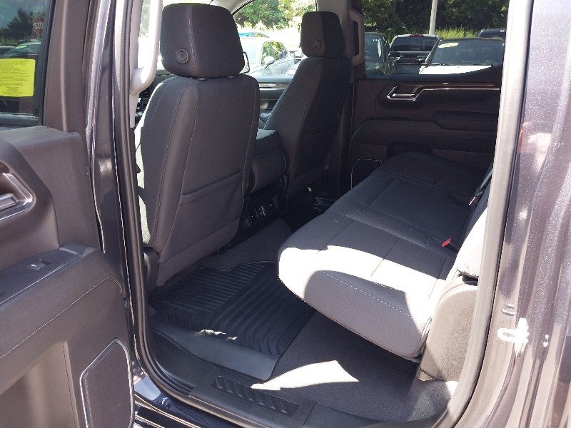 Used 2024 Chevrolet Silverado 1500 LT AWD/4WD image 14