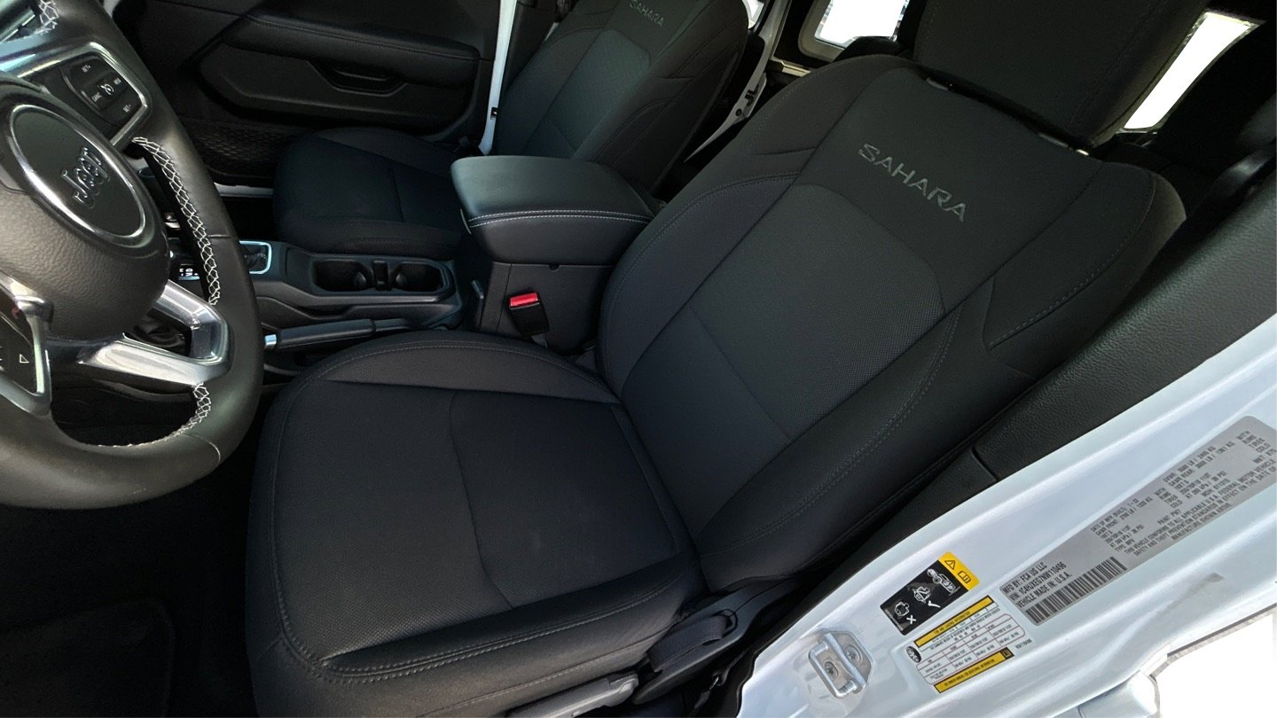 Used 2022 Jeep Wrangler Unlimited Sahara image 11