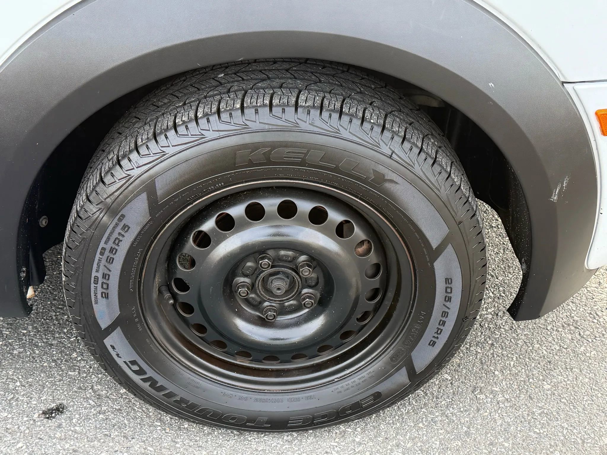 Used 2013 Ford Transit Connect XLT image 22