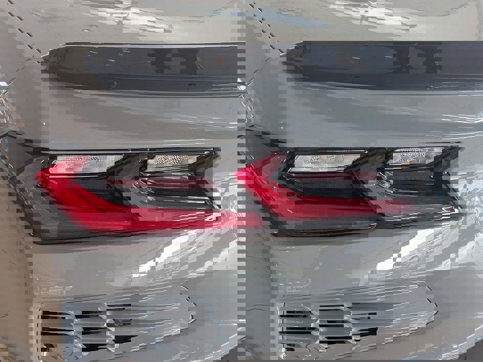 New 2025 Chevrolet Corvette E-Ray w/ Stealth Interior Trim Package image 23