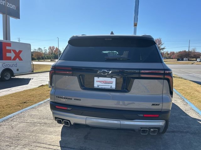 New 2026 Chevrolet Traverse Z71 w/ Enhanced Driving Package image 4