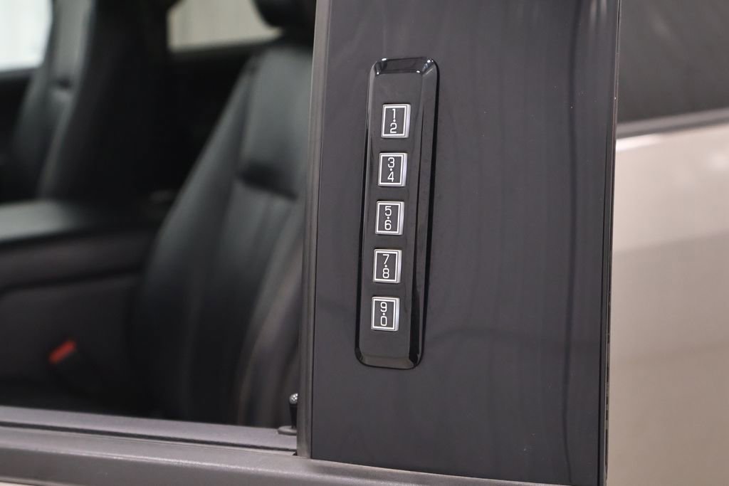 Certified 2018 Ford F150 Lariat image 39