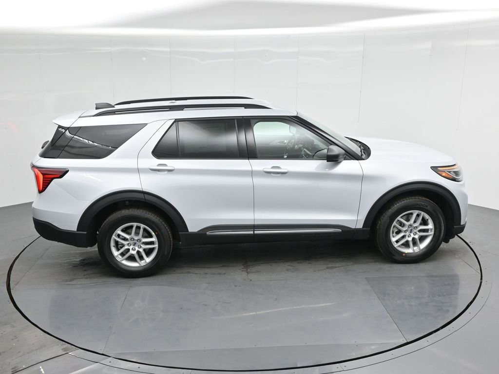 New 2025 Ford Explorer Active image 41
