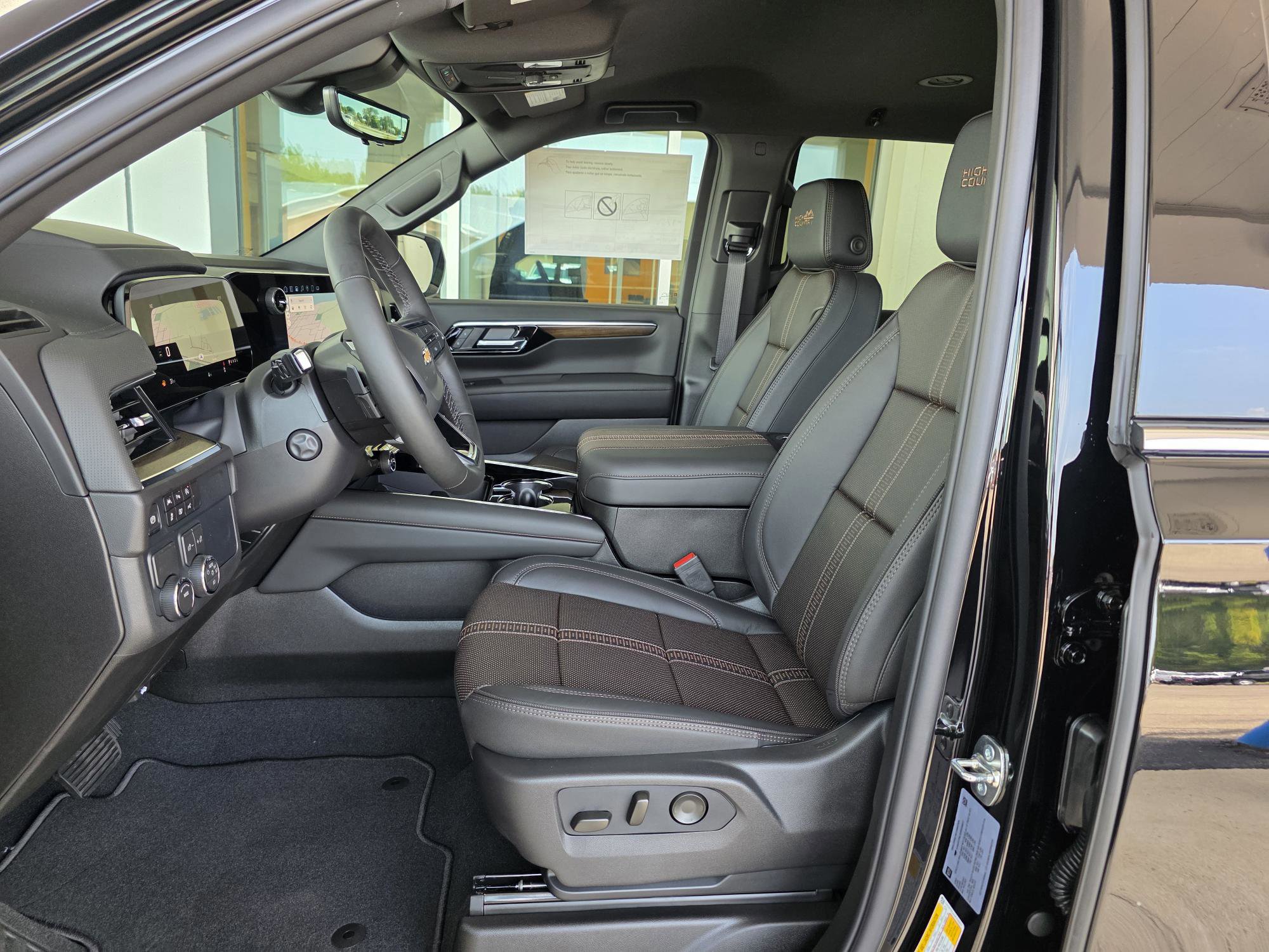 New 2025 Chevrolet Tahoe High Country image 4