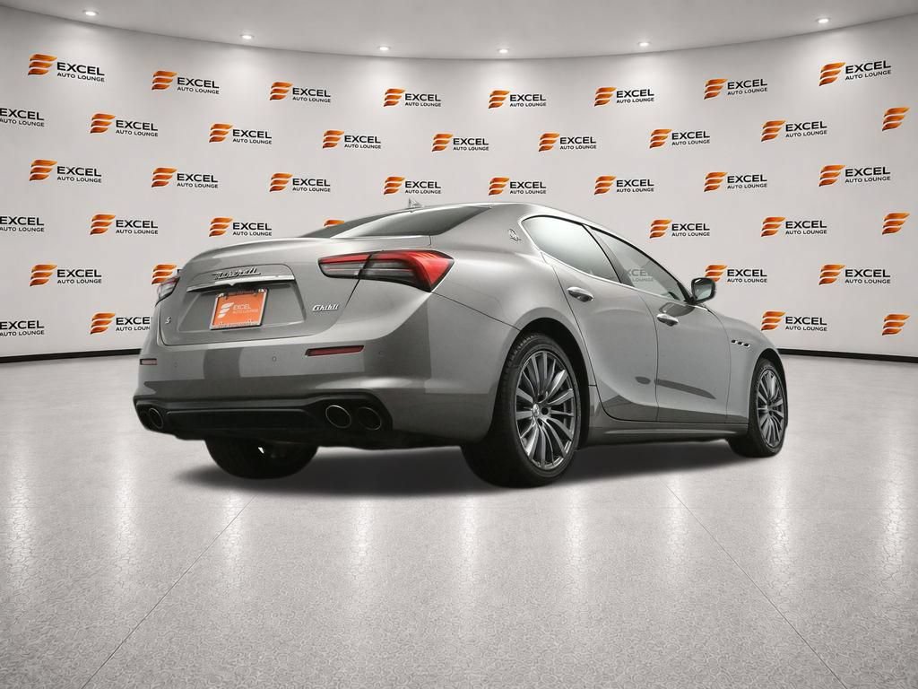 Used 2021 Maserati Ghibli S RWD image 45