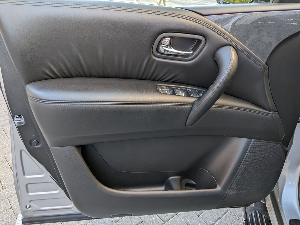 Used 2021 Nissan Armada SV image 9