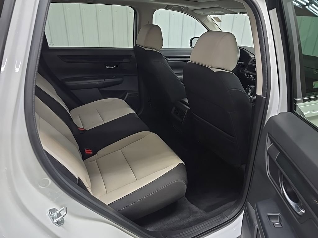 Used 2023 Honda CR-V EX image 18