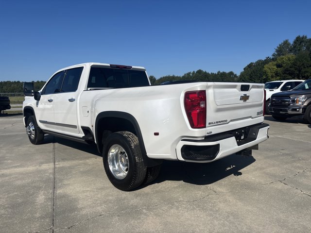 Used 2025 Chevrolet Silverado 3500 High Country w/ Technology Package image 7