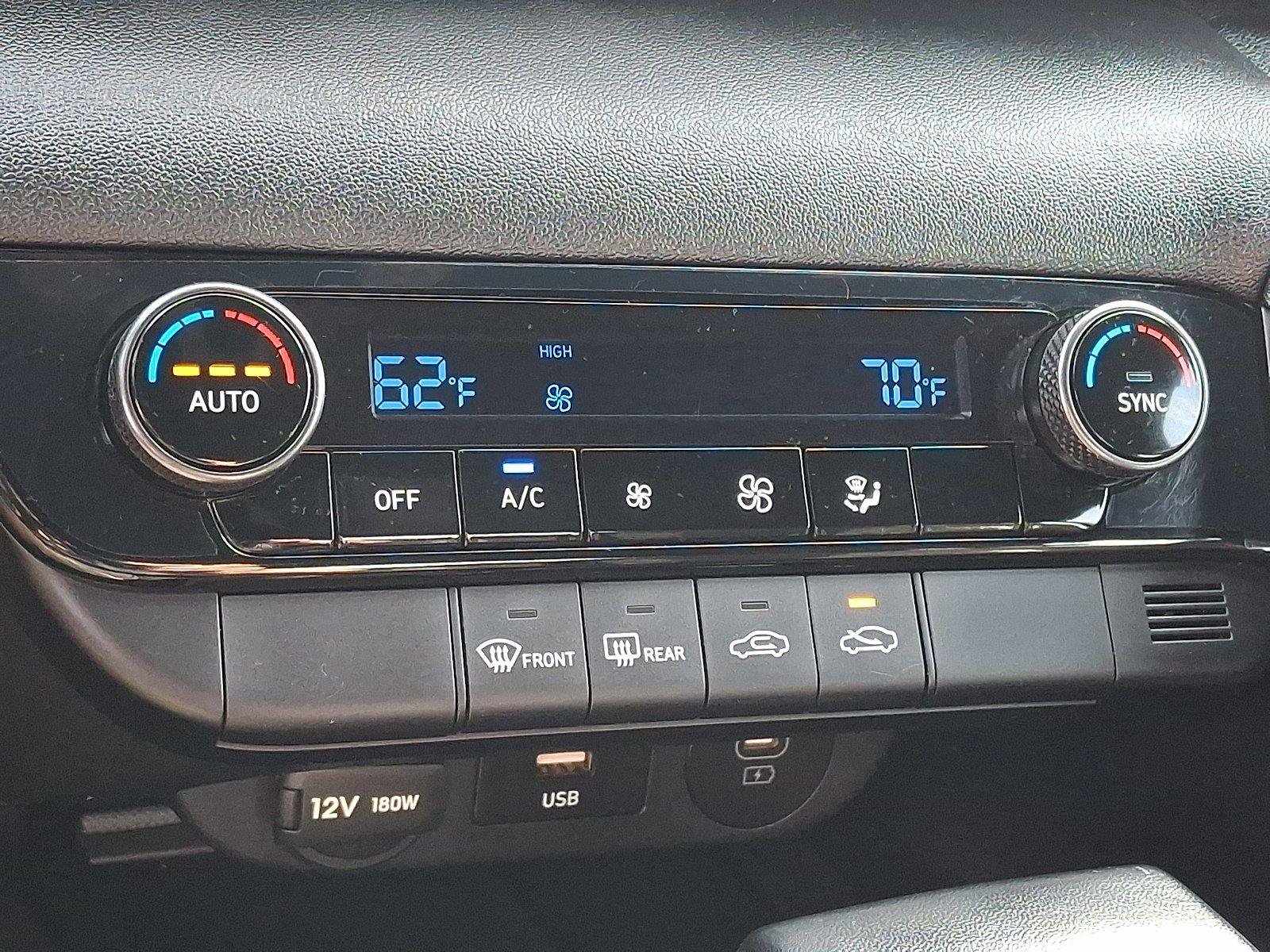Used 2025 Hyundai Elantra Sport FWD image 18