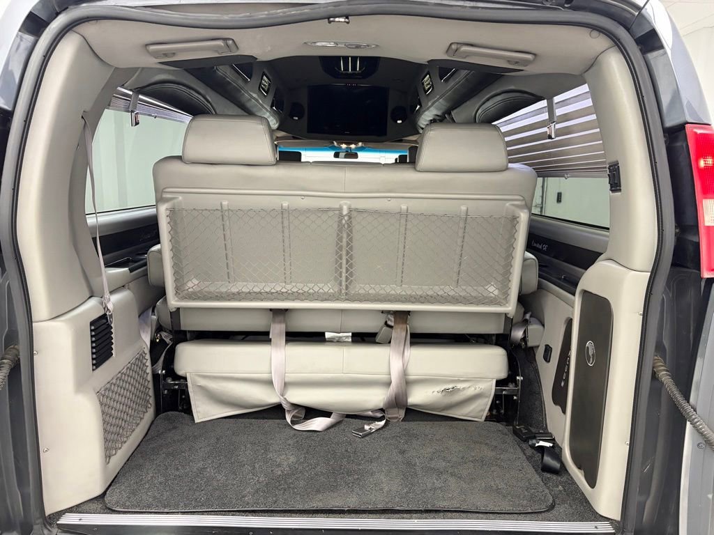Used 2015 GMC Savana 2500 Extended RWD image 38
