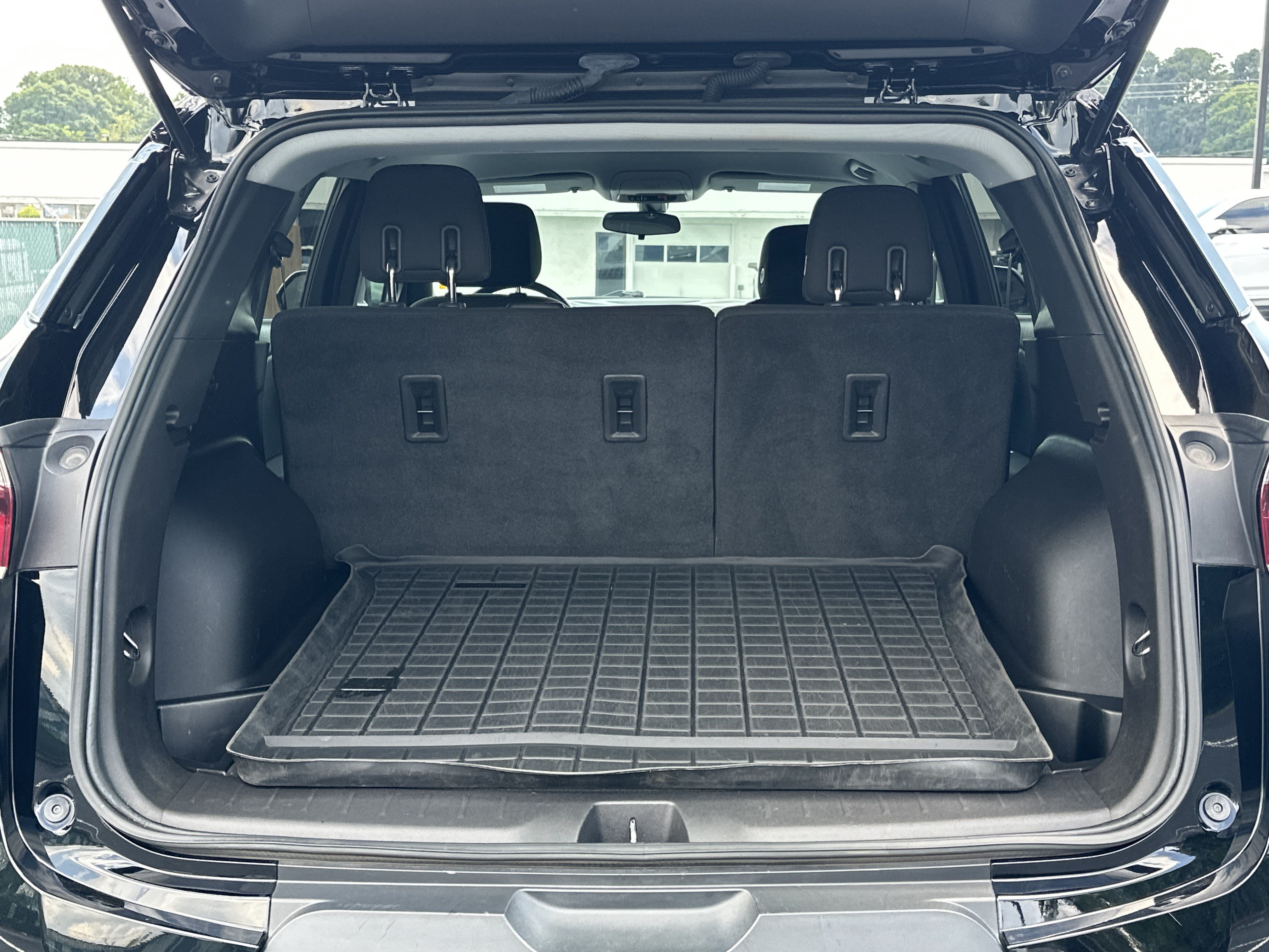 Used 2019 Chevrolet Blazer LT FWD image 14